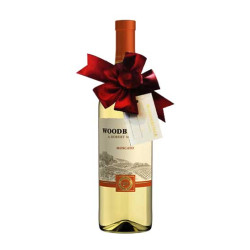 WOODBRIDGE MOSCATO 750ML