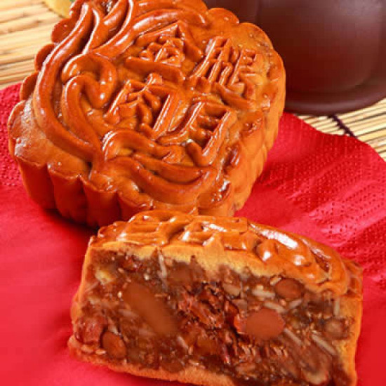 FOH SAN ASST NUTS CHINESE HAM MOONCAKE (NON-HALAL)