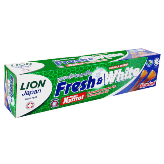 FRESH & WHITE TOOTHPASTE - KAYU SUGI 225GM