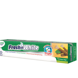 FRESH & WHITE TOOTHPASTE - KAYU SUGI 160GM FRESH & WHITE TOOTHPASTE - KAYU SUGI 160GM
