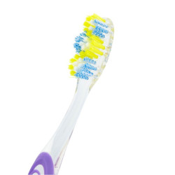 COLGATE TWISTER TOOTHBRUSH SOFT+ WITH 1 CAP 1'S COLGATE TWISTER TOOTHBRUSH SOFT+ WITH 1 CAP 1'S